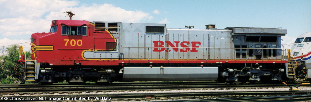 BNSF C44-9W 700